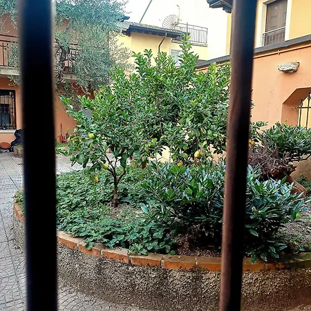 Apartment Gardalemonhouse